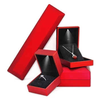 Подарочная коробка для ювелирных изделий со светодиодной подсветкой, коробка для показа обручальных колец со светодиодной подсветкой, серьги, ожерелье, браслет, упаковочные чехлы.
