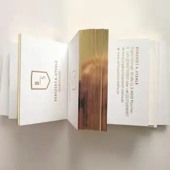 Высококачественные визитные карточки с логотипом YANYI, изготовленные на заказ из роскошной золотой фольги с собственным дизайном.