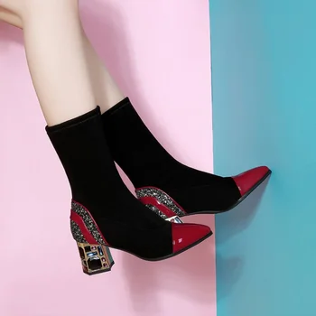 2023 Тонкие короткие сапоги Женские ботинки до середины икры из эластичной ткани со стразами Женская зимняя обувь на квадратном каблуке Черная женская обувь
