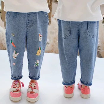 Джинсы для маленьких девочек 2023 года, детская одежда для девочек 1-5 лет, осенние штаны с героями мультфильмов, Модные свободные брюки для маленьких девочек, детские джинсы