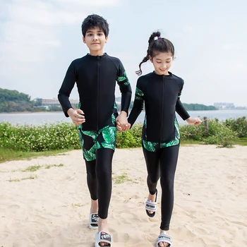 Купальник с длинными рукавами для девочек, солнцезащитные брюки, шорты для мальчиков, быстросохнущий костюм для серфинга и дайвинга из 3 предметов с черным принтом для мальчиков